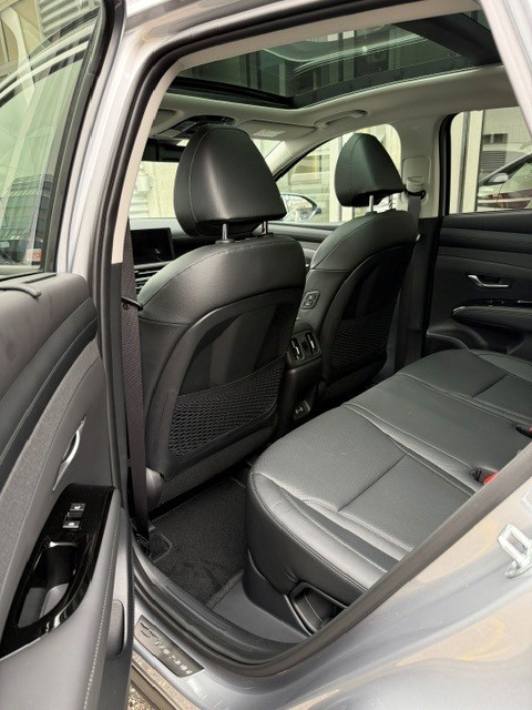 HYUNDAI Tucson 1.6 T-GDi HEV Vertex Swiss Edition 4WD-image-15