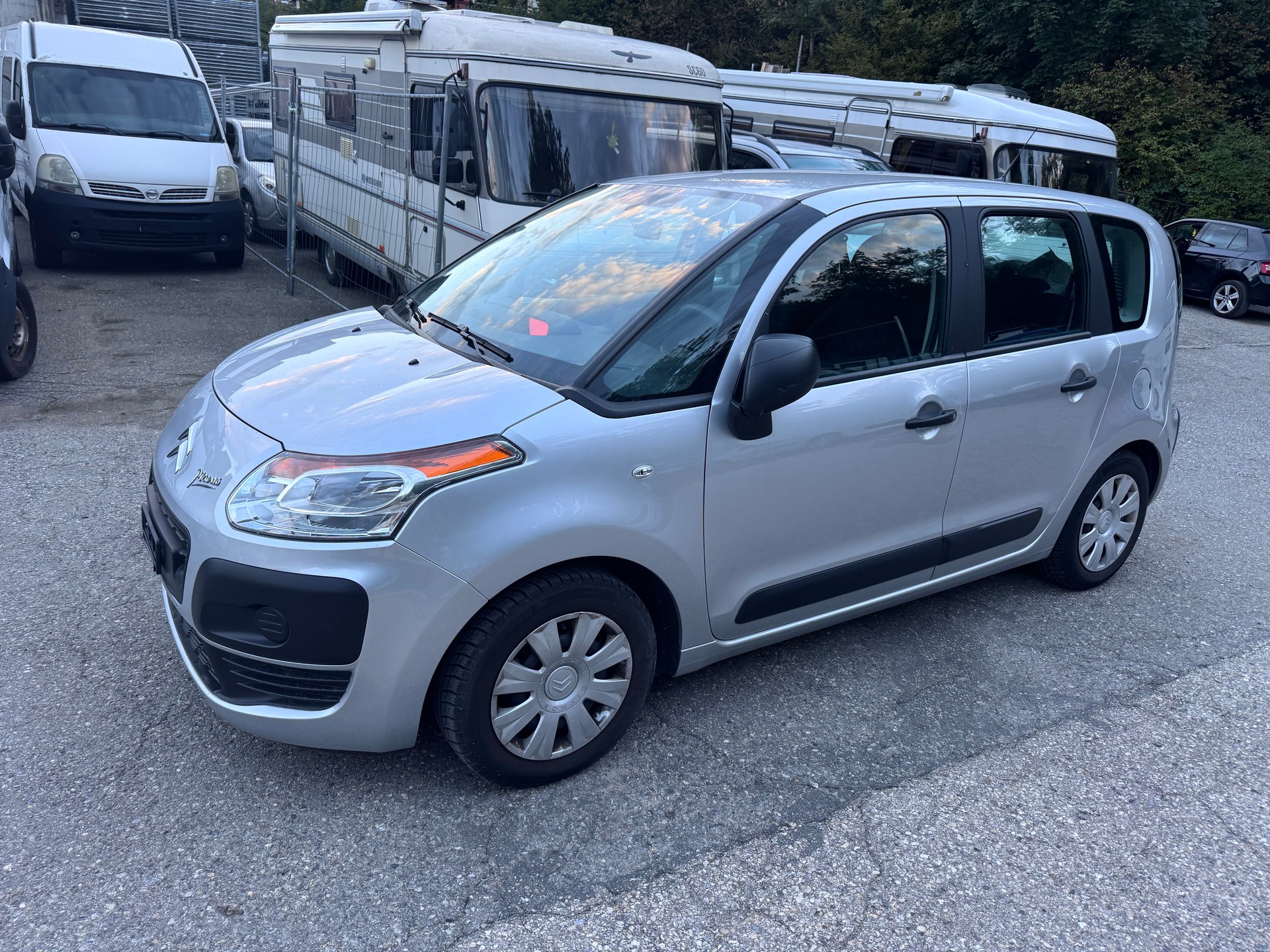 CITROEN C3 Picasso 1.4i 16V Essentiel (X)