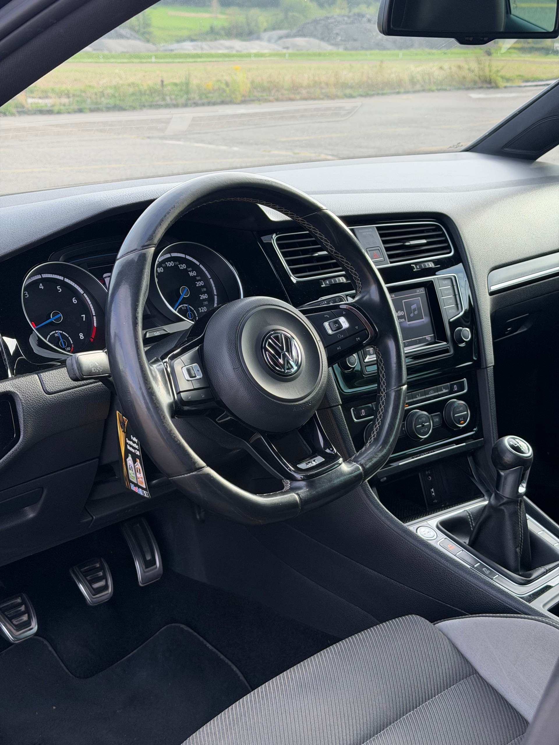 VW Golf 2.0 TSI R ABT 4Motion-image-10