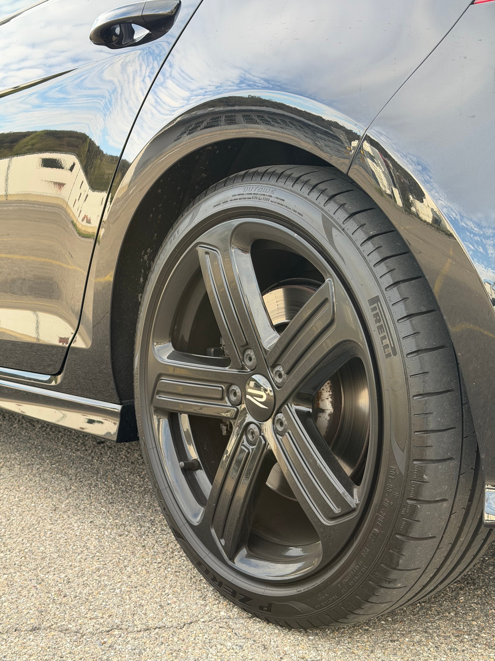 VW Golf 2.0 TSI R ABT 4Motion-image-8