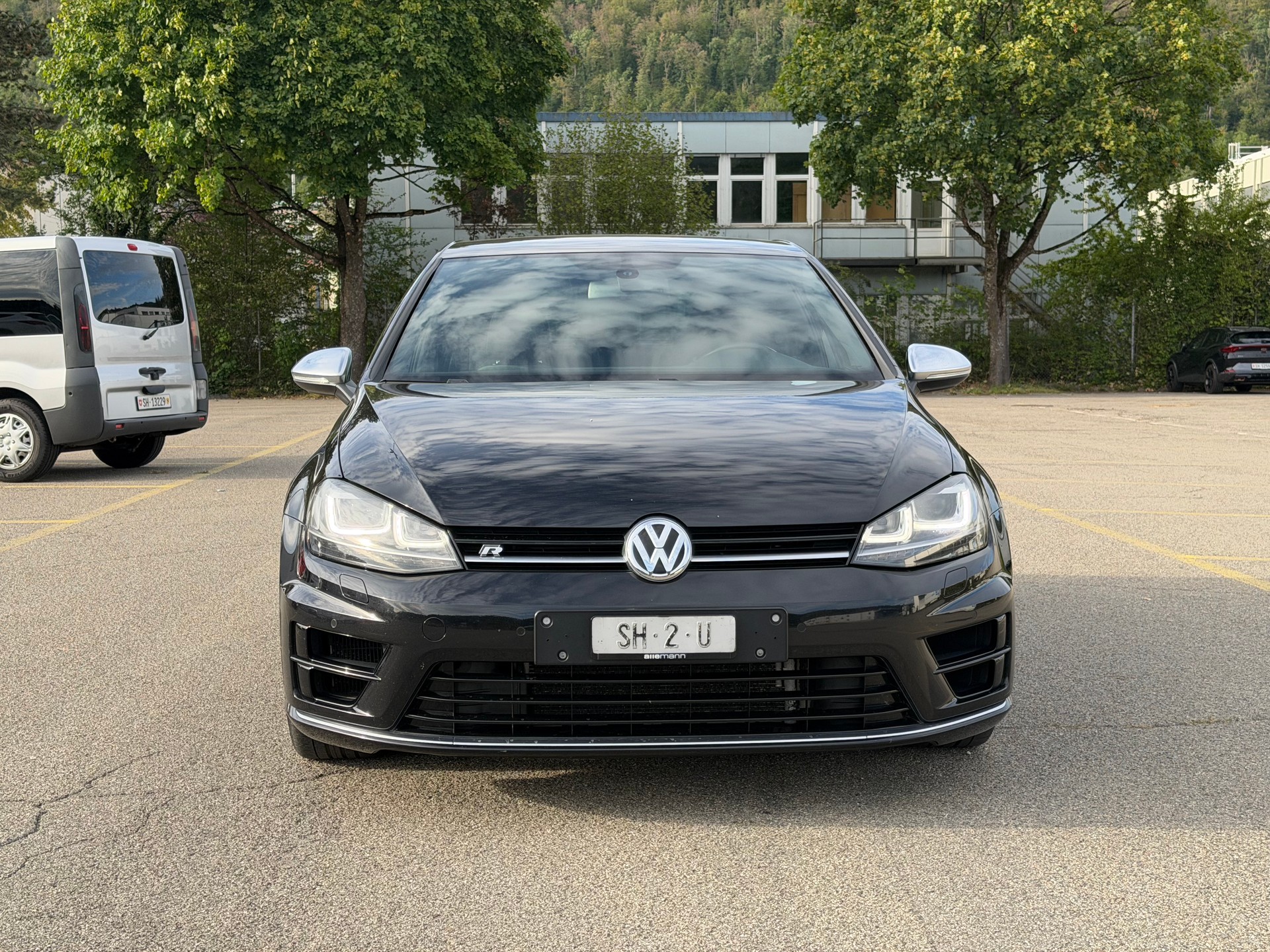 VW Golf 2.0 TSI R ABT 4Motion-image-1