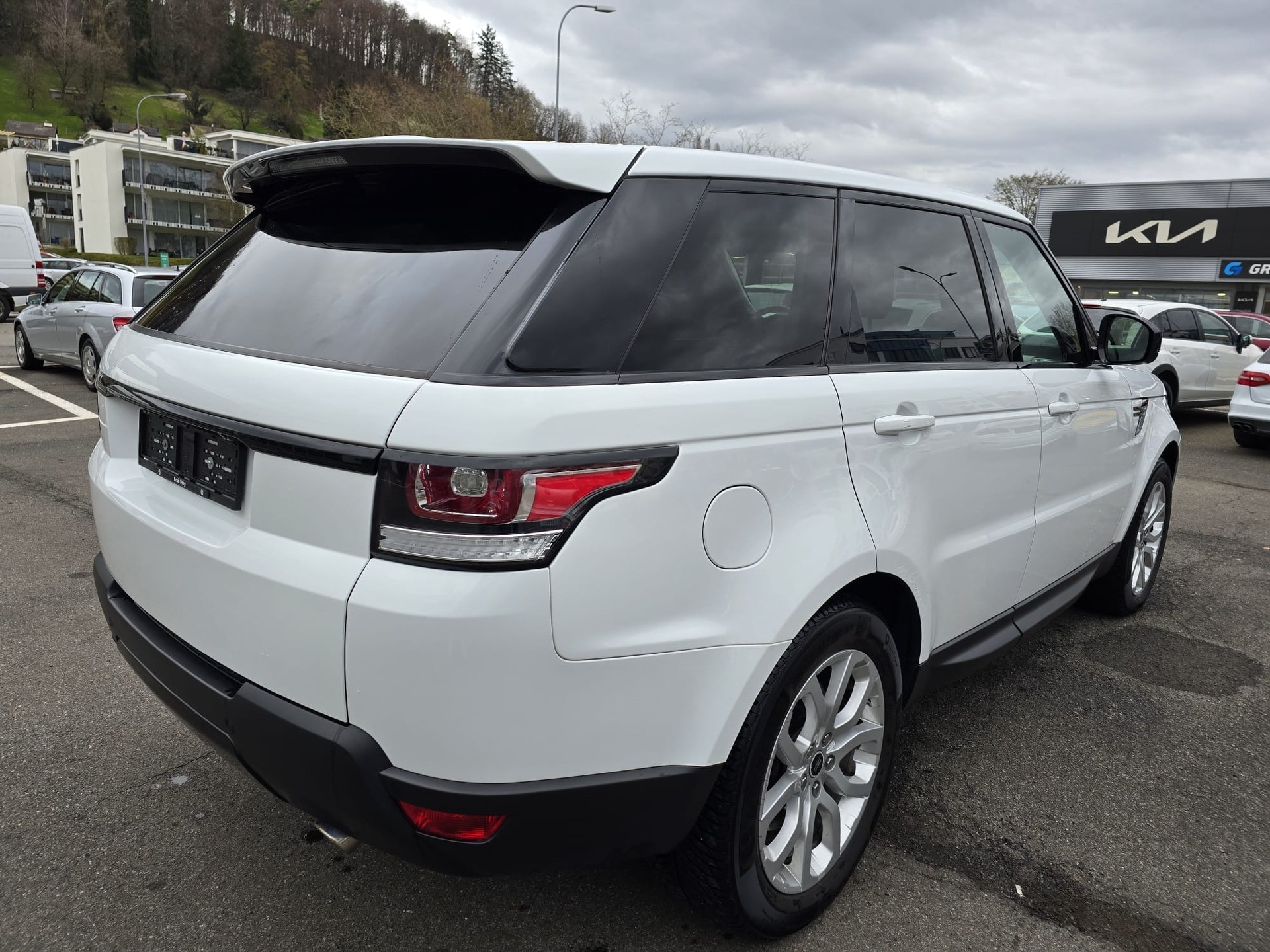 LAND ROVER Range Rover Sport 3.0 SDV6 SE Automatic-image-7