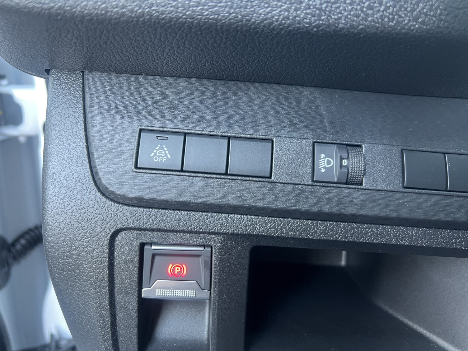 TOYOTA PROACE Verso L1 2.0 D Comfort-image-17
