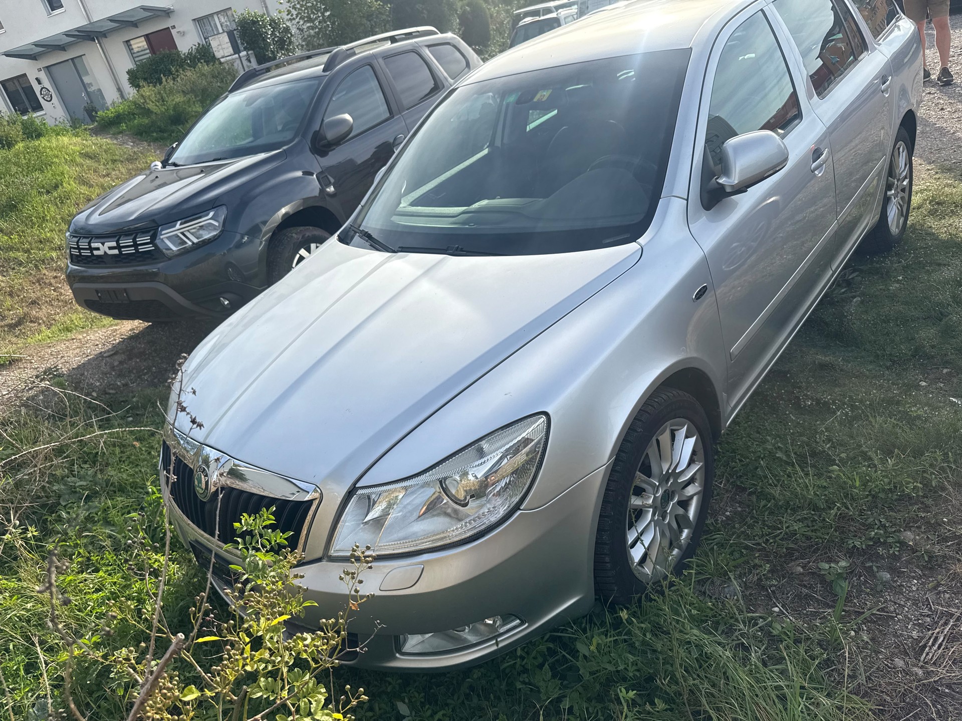 SKODA Octavia Combi 2.0 TDI Ambiente DSG-image-1