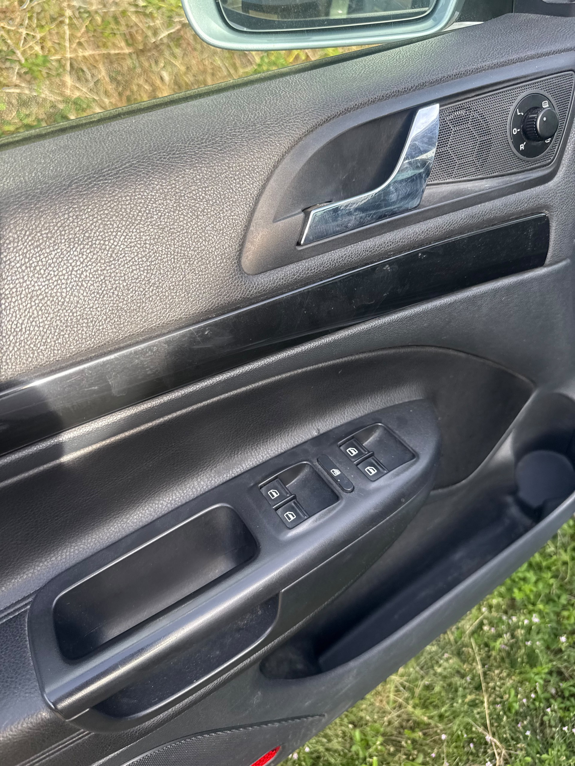 SKODA Octavia Combi 2.0 TDI Ambiente DSG-image-8