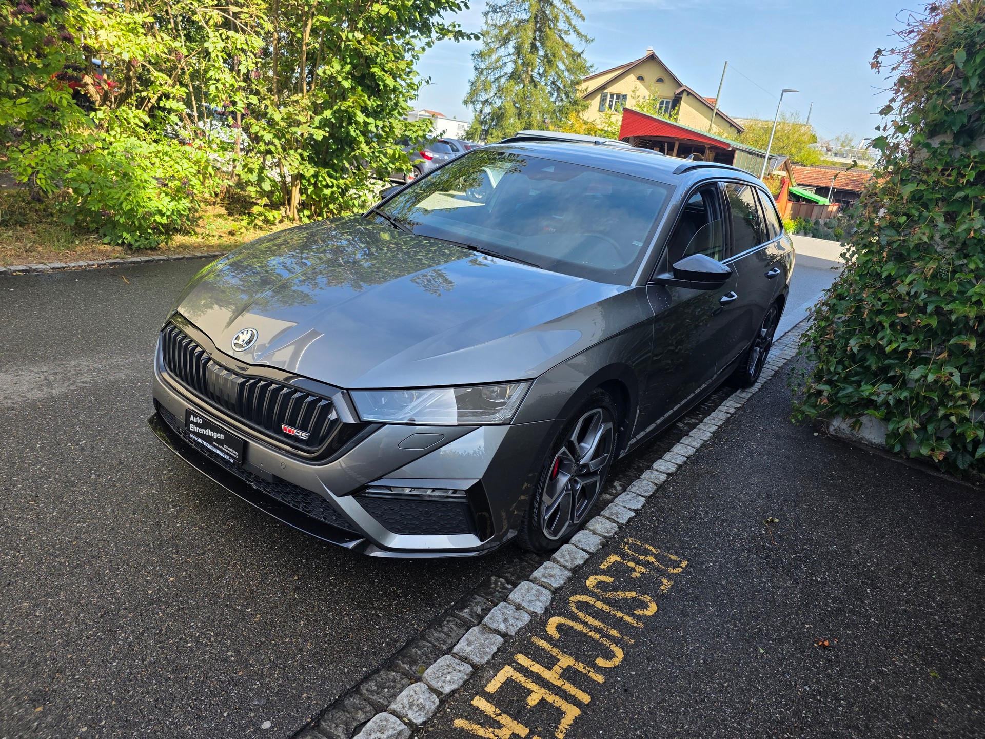 SKODA Octavia Combi 2.0 TSI DSG RS-image-0