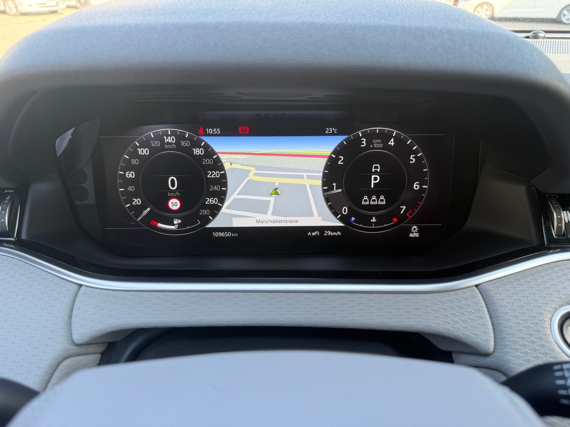 LAND ROVER Range Rover Evoque P 200-image-9