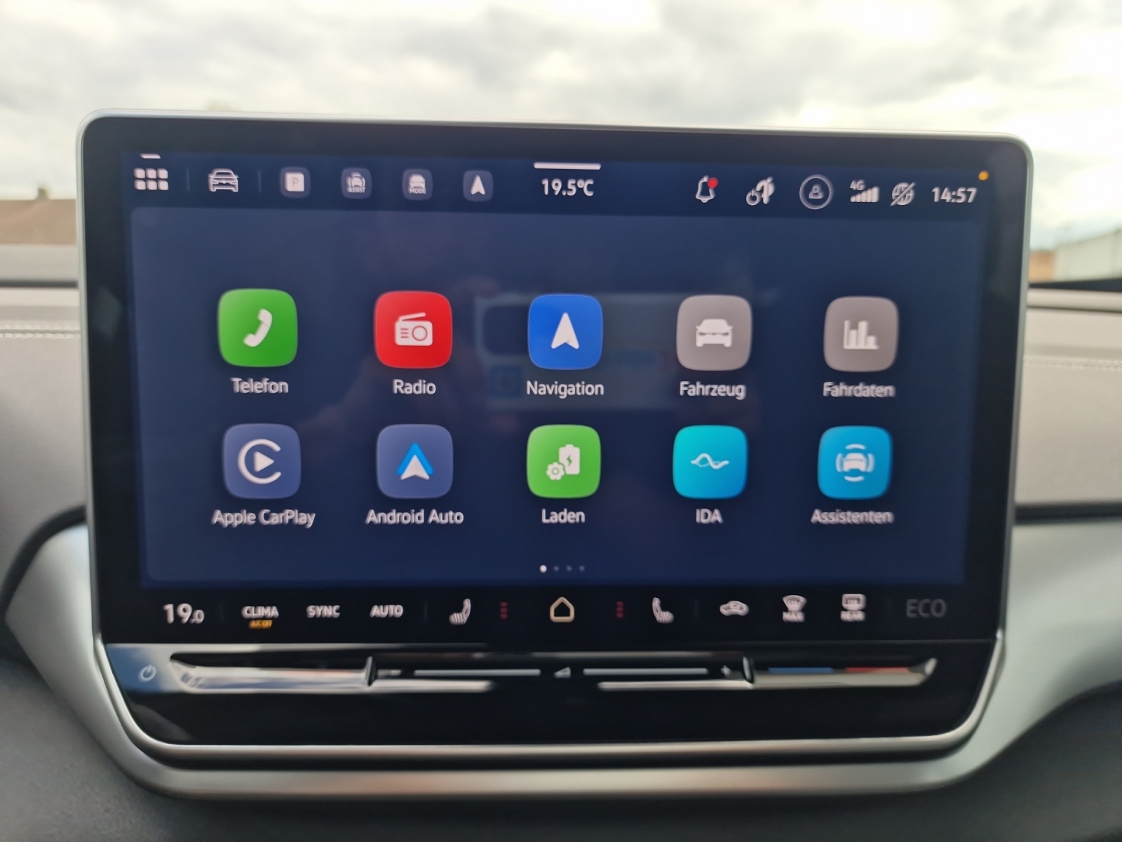 VW ID.4 Pro 77 kWh 4x4 Panorama AHK MY2027-image-17