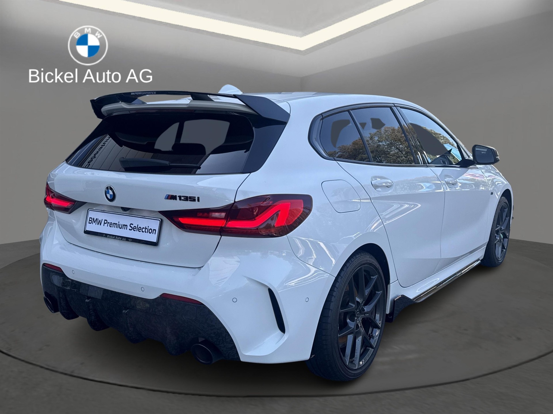 BMW M135i xDrive-image-2