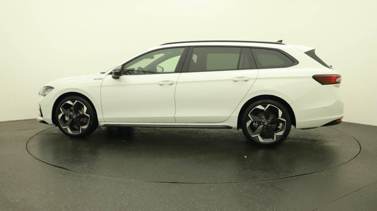 SKODA Superb Combi 2.0 TSI Sportline 4x4 DSG-image-1