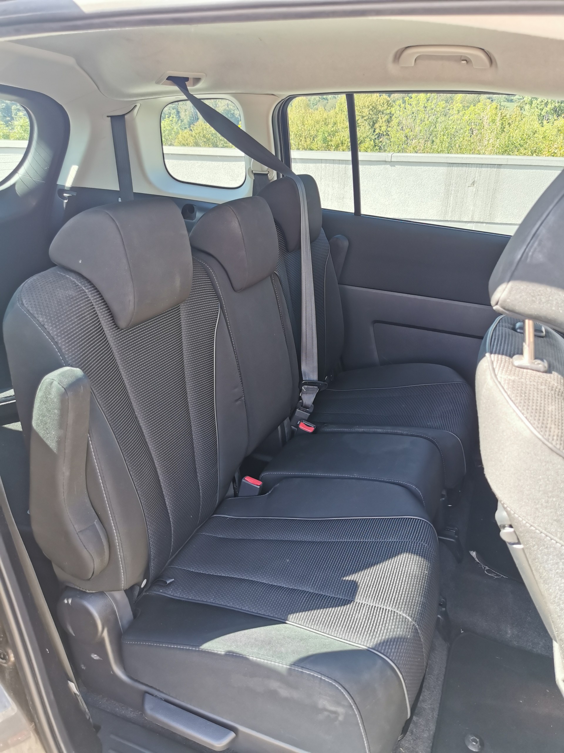 MAZDA 5 2.0 16V Exclusive-image-7