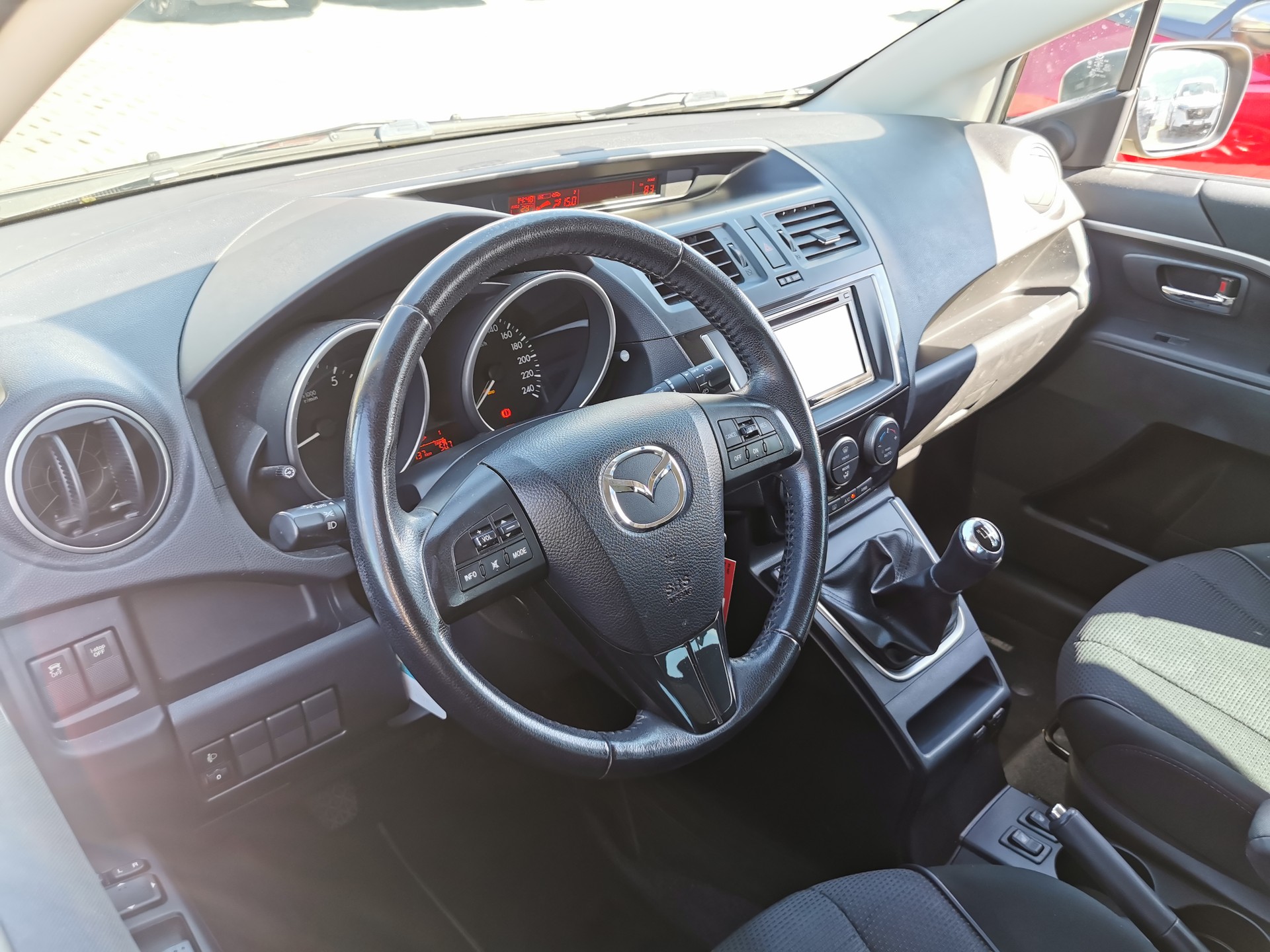 MAZDA 5 2.0 16V Exclusive-image-11