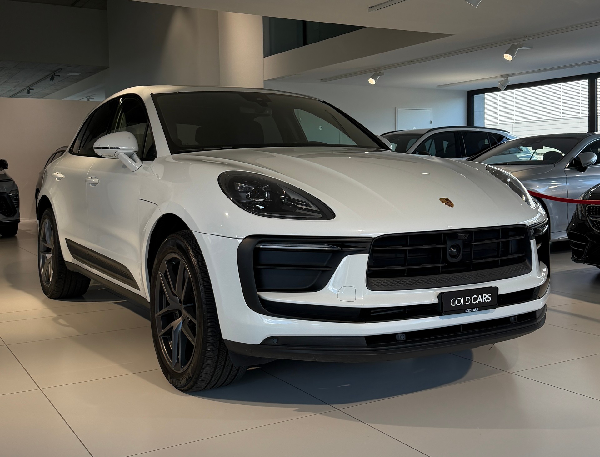 PORSCHE Macan PDK-image-0
