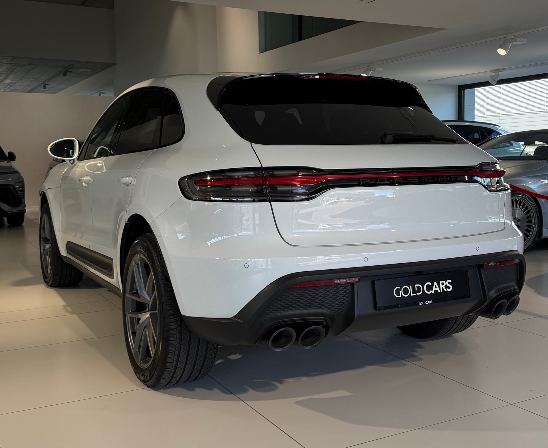 PORSCHE Macan PDK-image-5