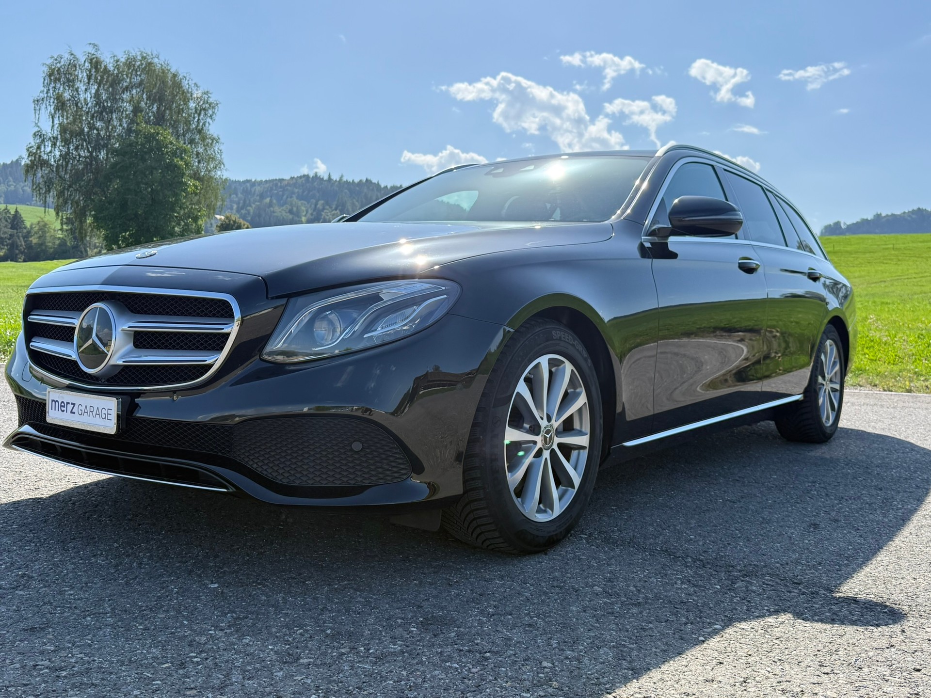 MERCEDES-BENZ E 200 Avantgarde 9G-Tronic-image-0