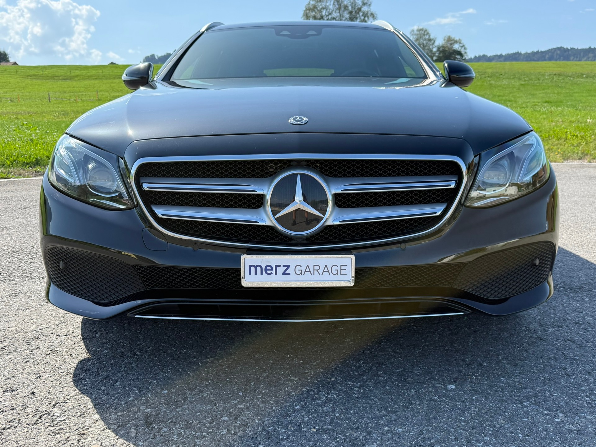 MERCEDES-BENZ E 200 Avantgarde 9G-Tronic-image-1