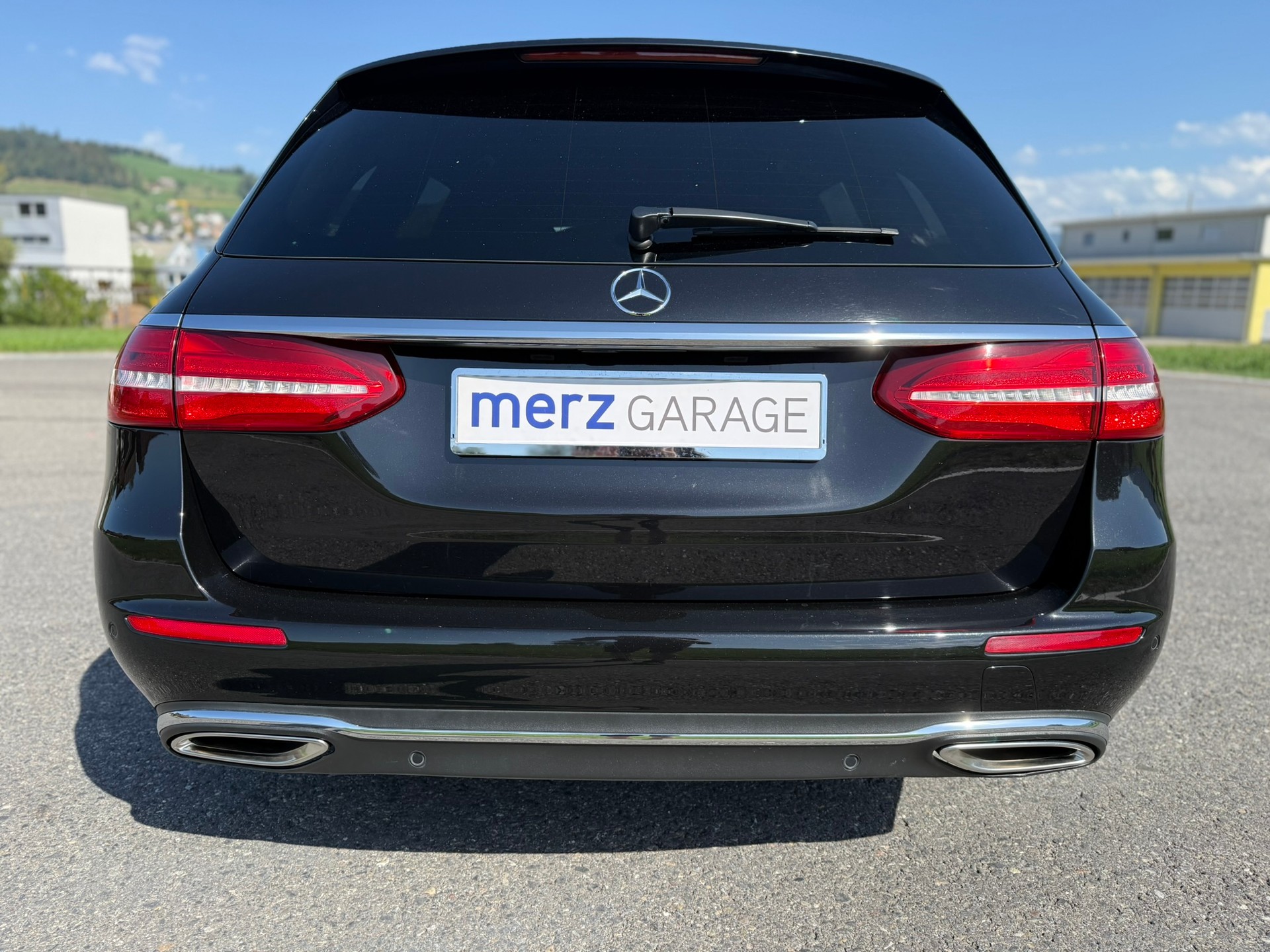 MERCEDES-BENZ E 200 Avantgarde 9G-Tronic-image-6