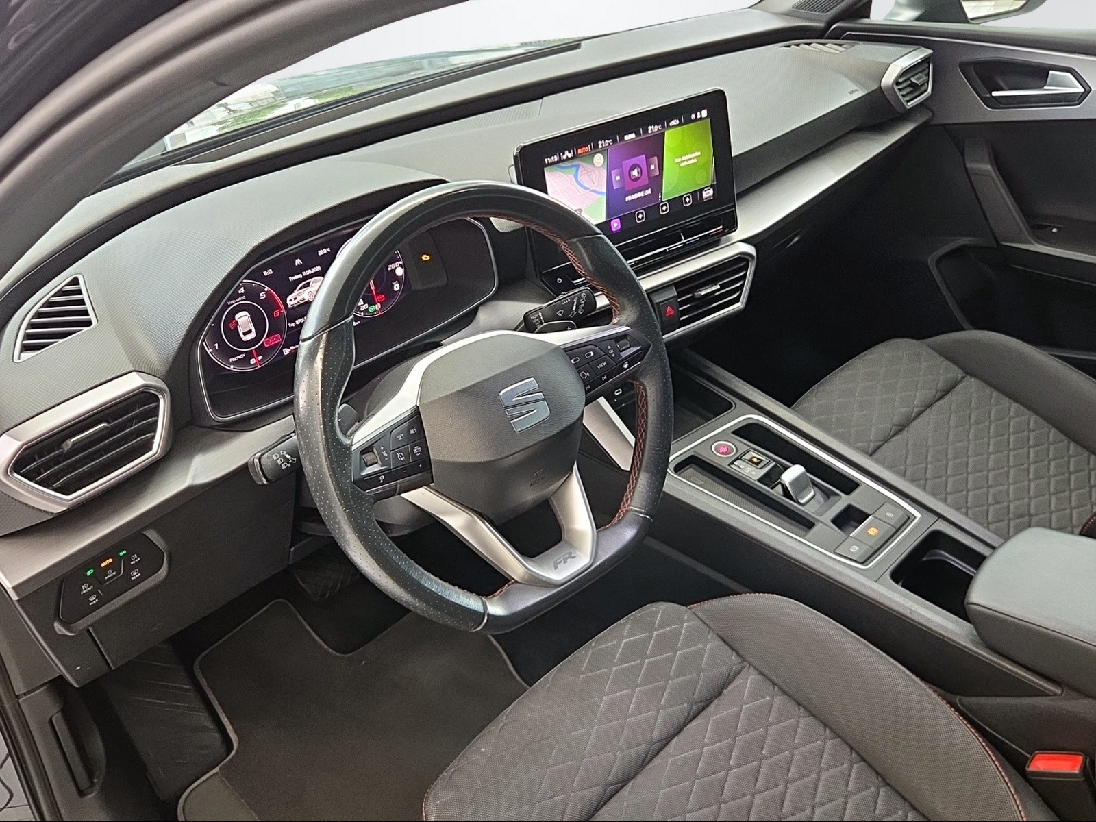 SEAT Leon ST 2.0 TDI Hola FR 4Drive DSG-image-9