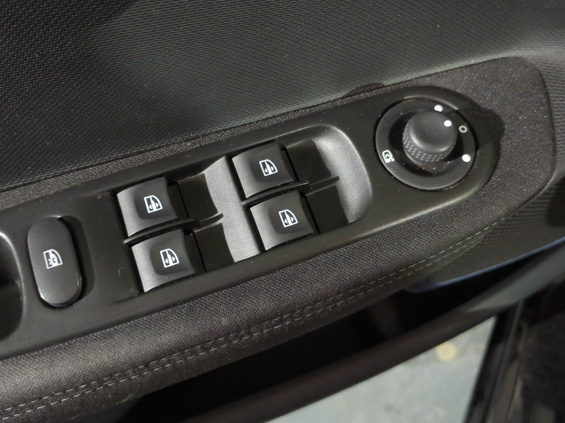 RENAULT Zoe FP Intens R90 (incl. Battery)-image-21