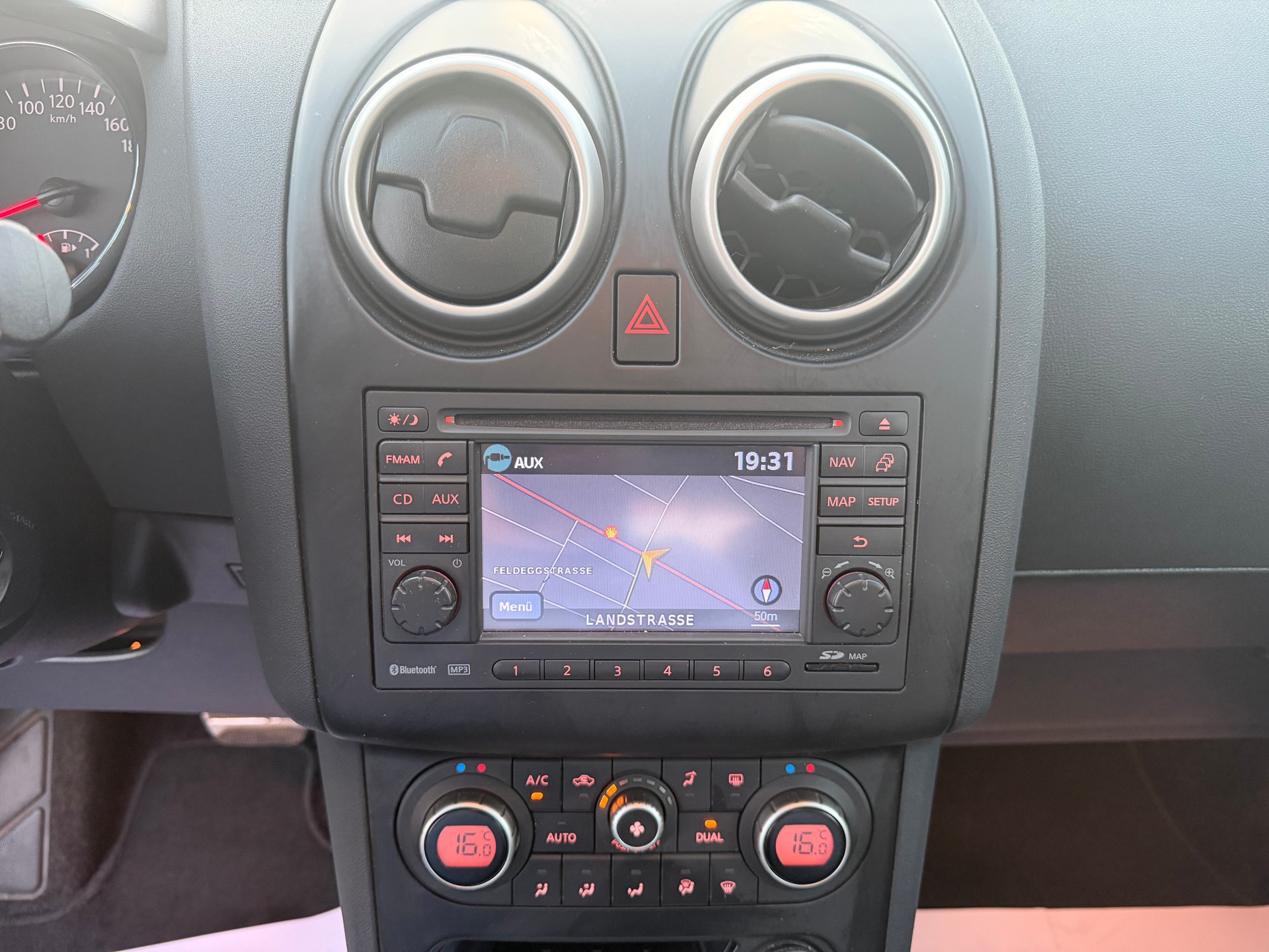 NISSAN Qashqai 2.0 acenta XTronic CVT-image-12