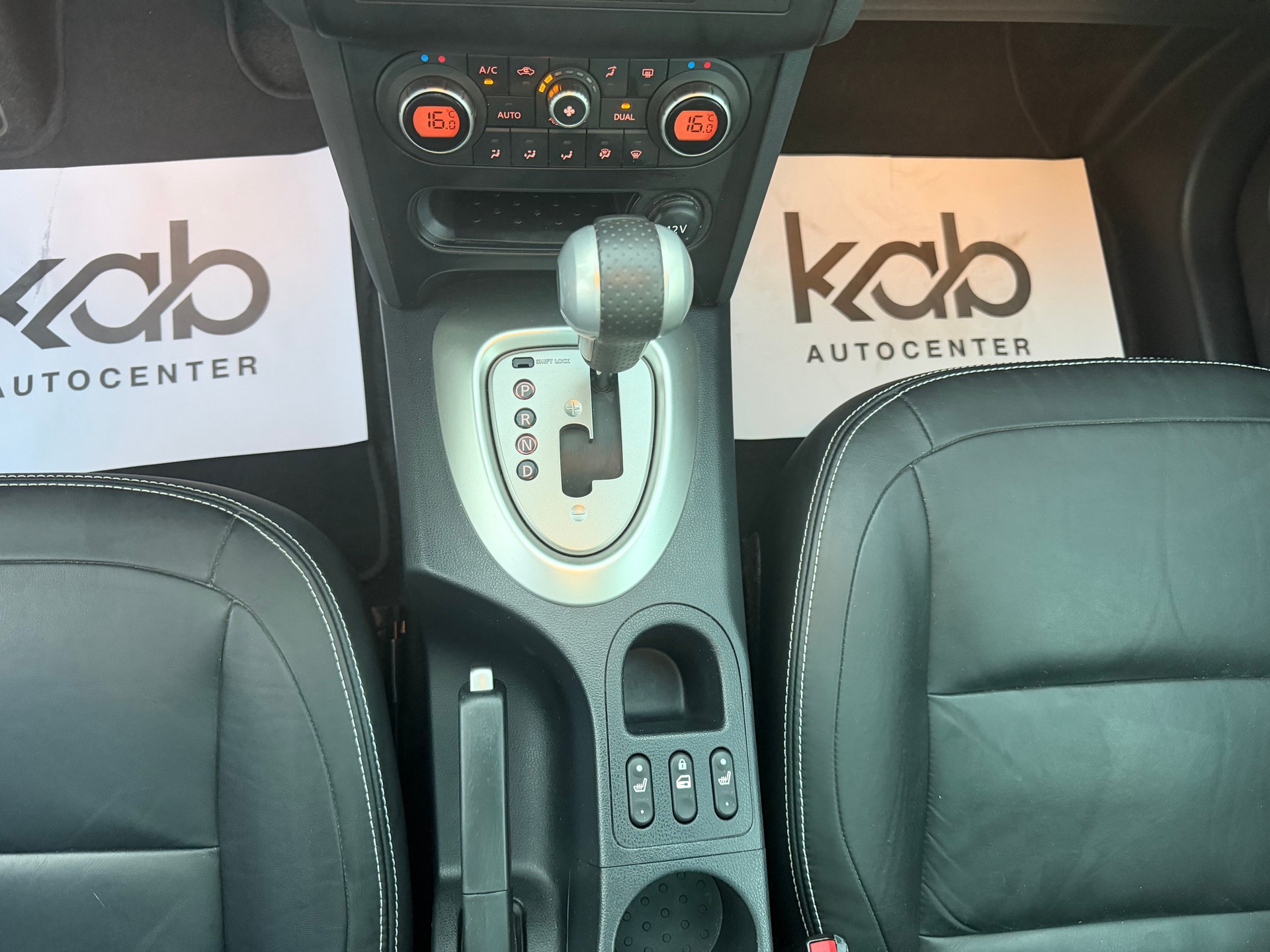 NISSAN Qashqai 2.0 acenta XTronic CVT-image-13