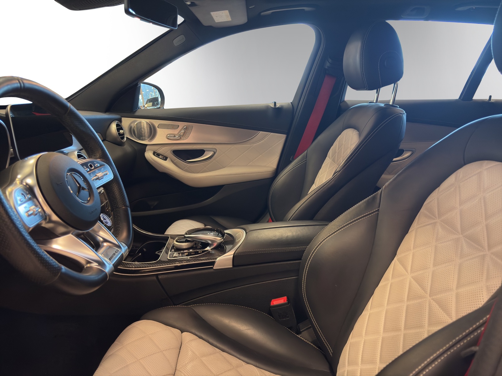MERCEDES-BENZ C 43 AMG 4Matic 9G-Tronic-image-8