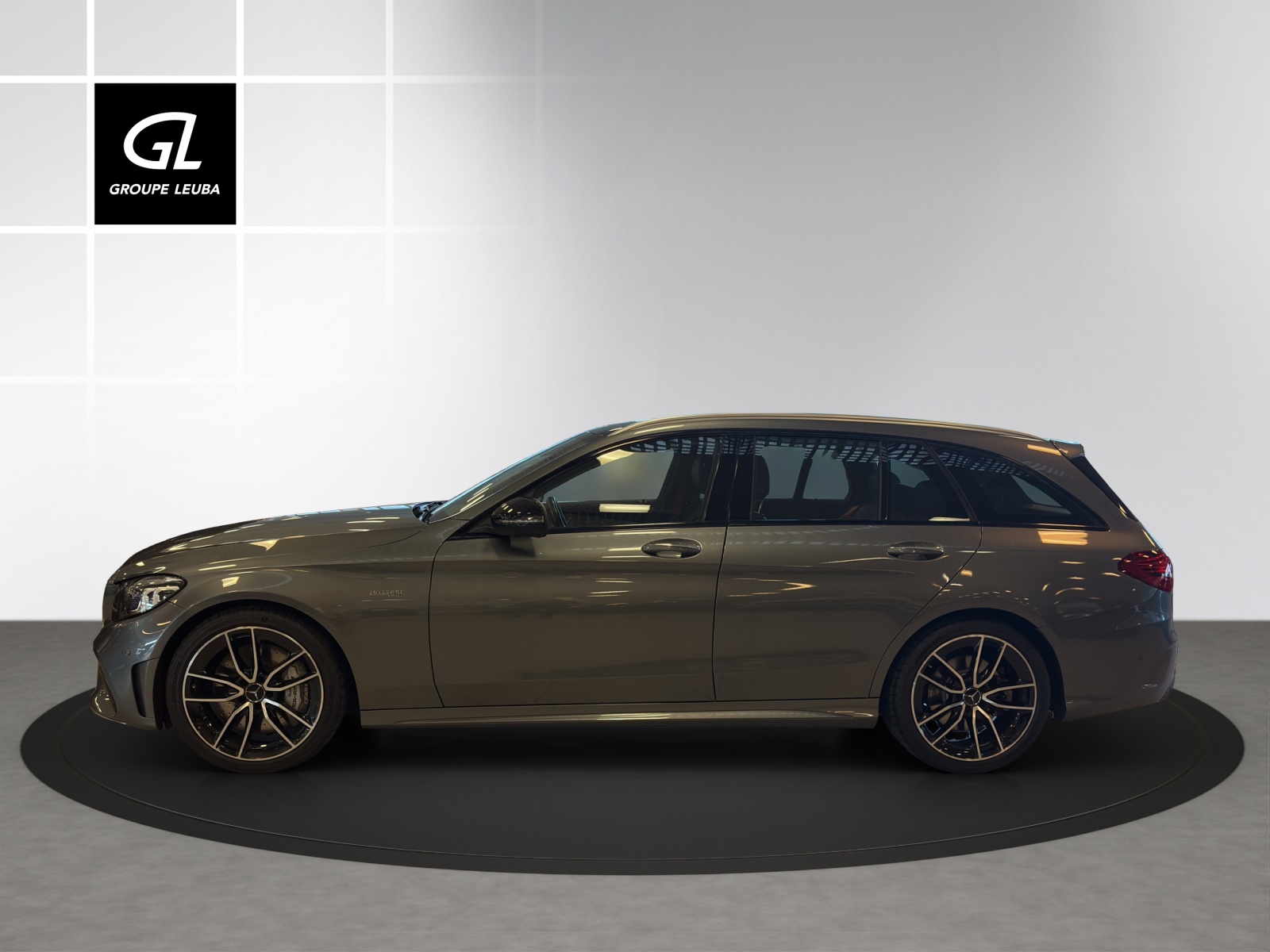 MERCEDES-BENZ C 43 AMG 4Matic 9G-Tronic-image-2