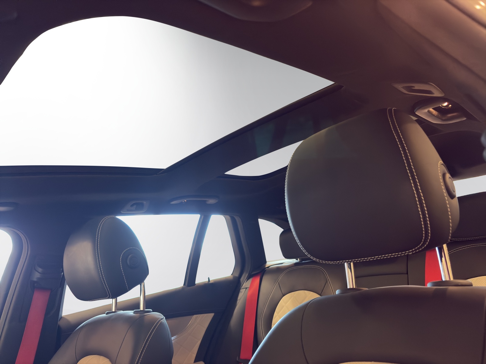 MERCEDES-BENZ C 43 AMG 4Matic 9G-Tronic-image-9