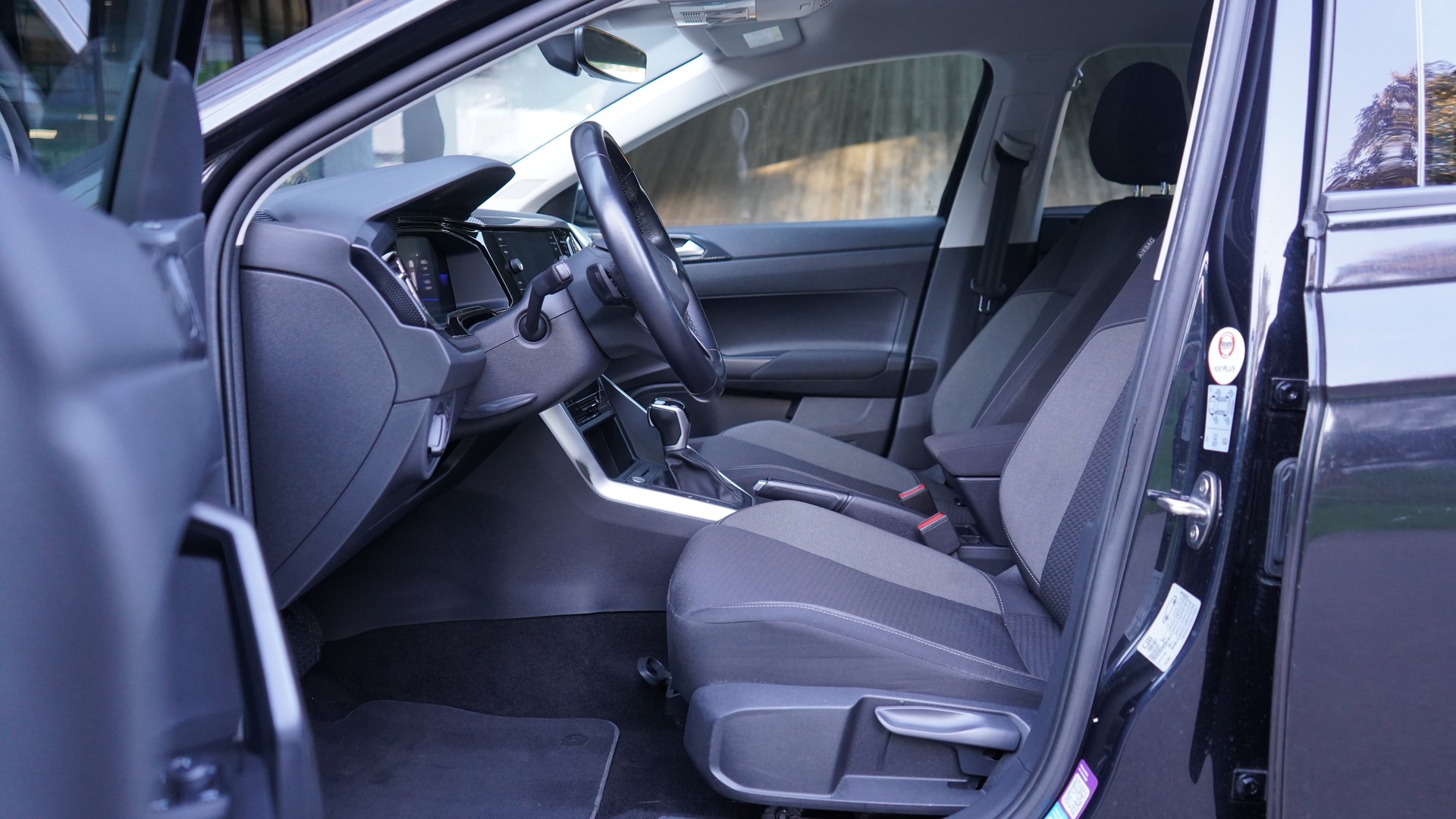 VW Taigo 1.0 TSI Life DSG-image-5