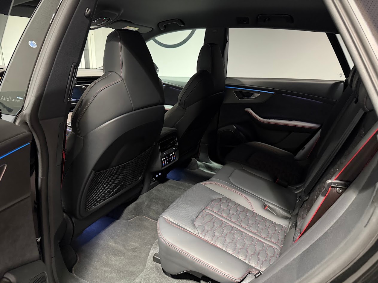 AUDI RSQ8 quattro-image-4
