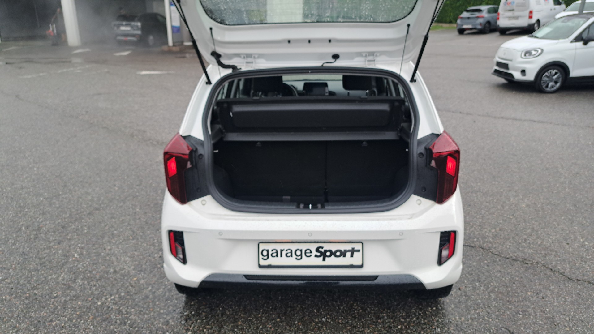 KIA Picanto 1.0 CVVT First Edition Automatic-image-6