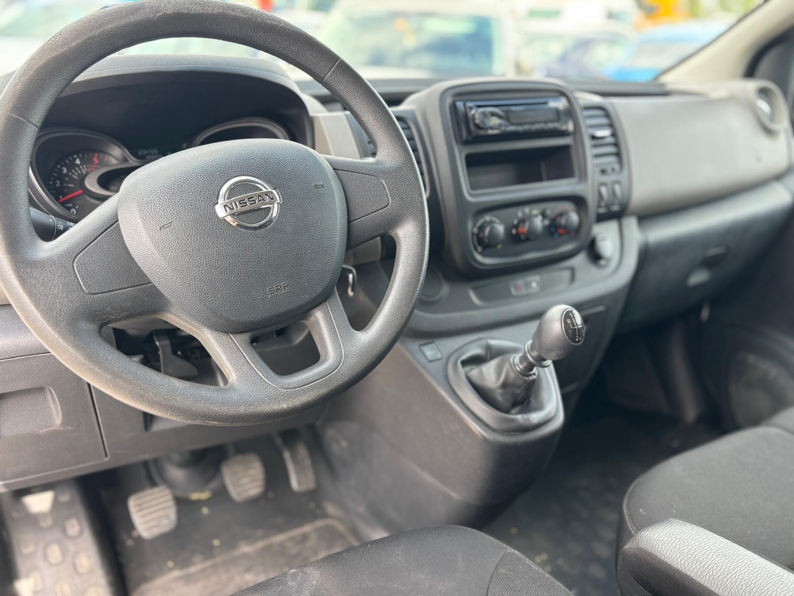 NISSAN NV300 dCi 95 2.7 L1H1 Comfort-image-6