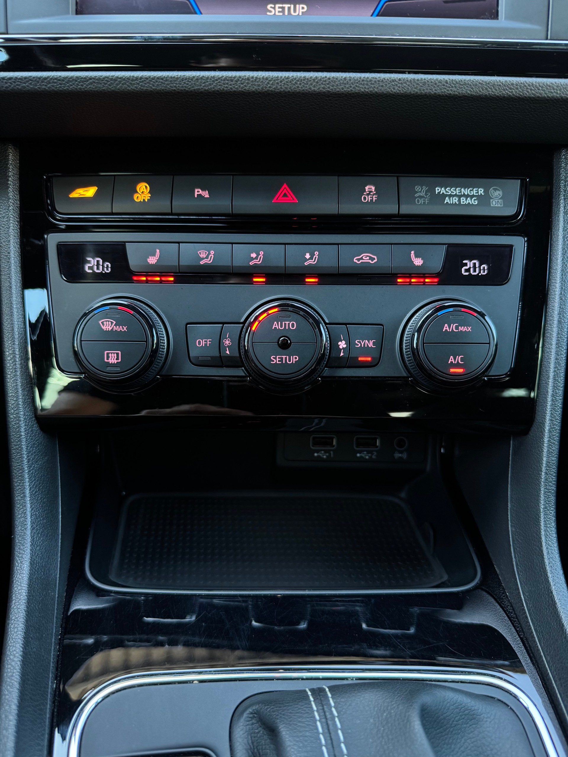 SEAT Leon ST 2.0 TSI Cupra 300 4 Drive DSG / ab MFK bei Verkauf-image-16