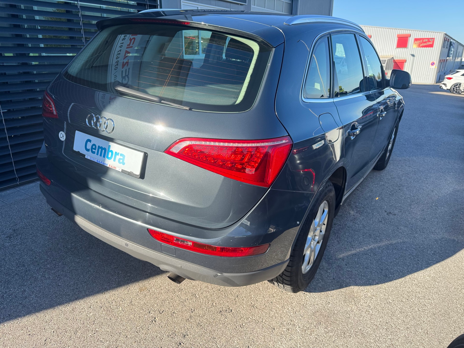 AUDI Q5 2.0 TFSI quattro S-tronic-image-4