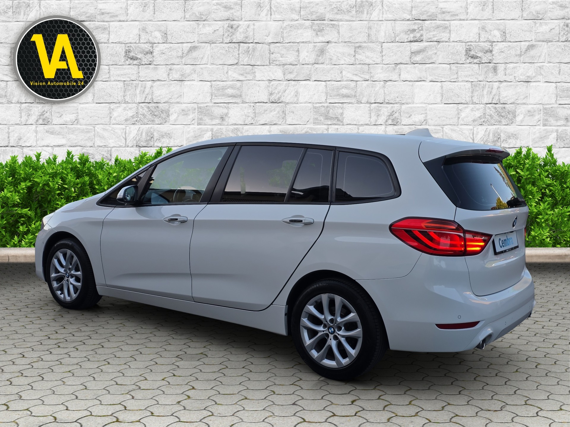 BMW 218d xDrive Gran Tourer Swiss Adv. Sport Stept.-image-6