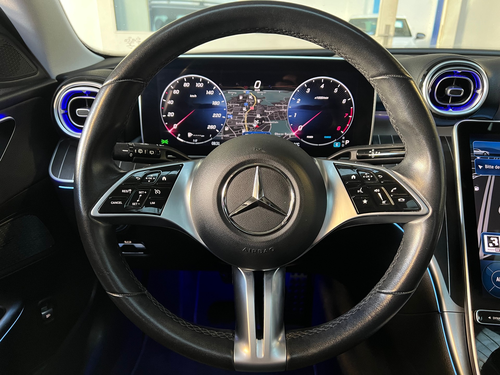MERCEDES-BENZ C 200 T 4Matic All-Terain Avantgarde-image-8
