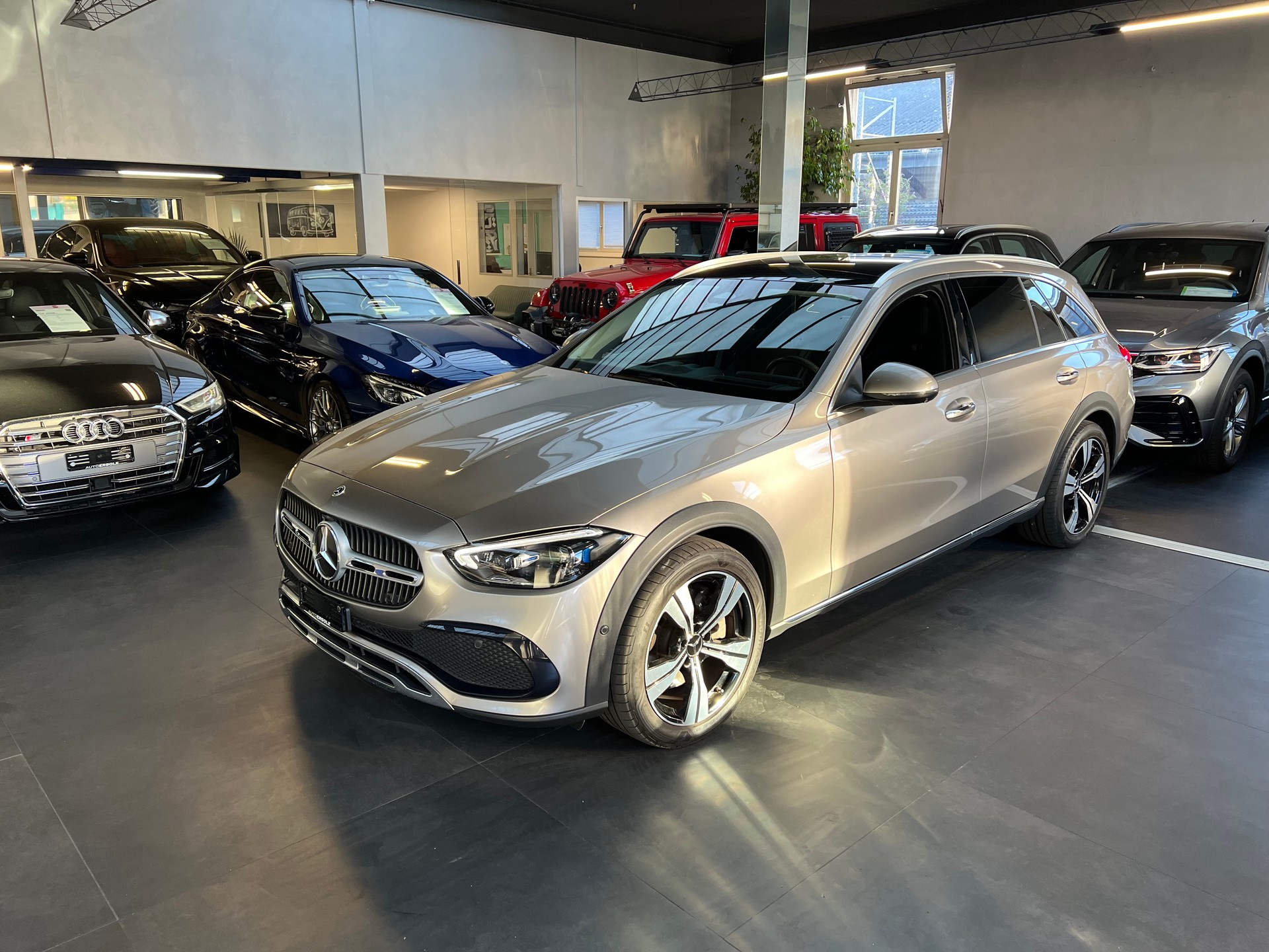 MERCEDES-BENZ C 200 T 4Matic All-Terain Avantgarde-image-0