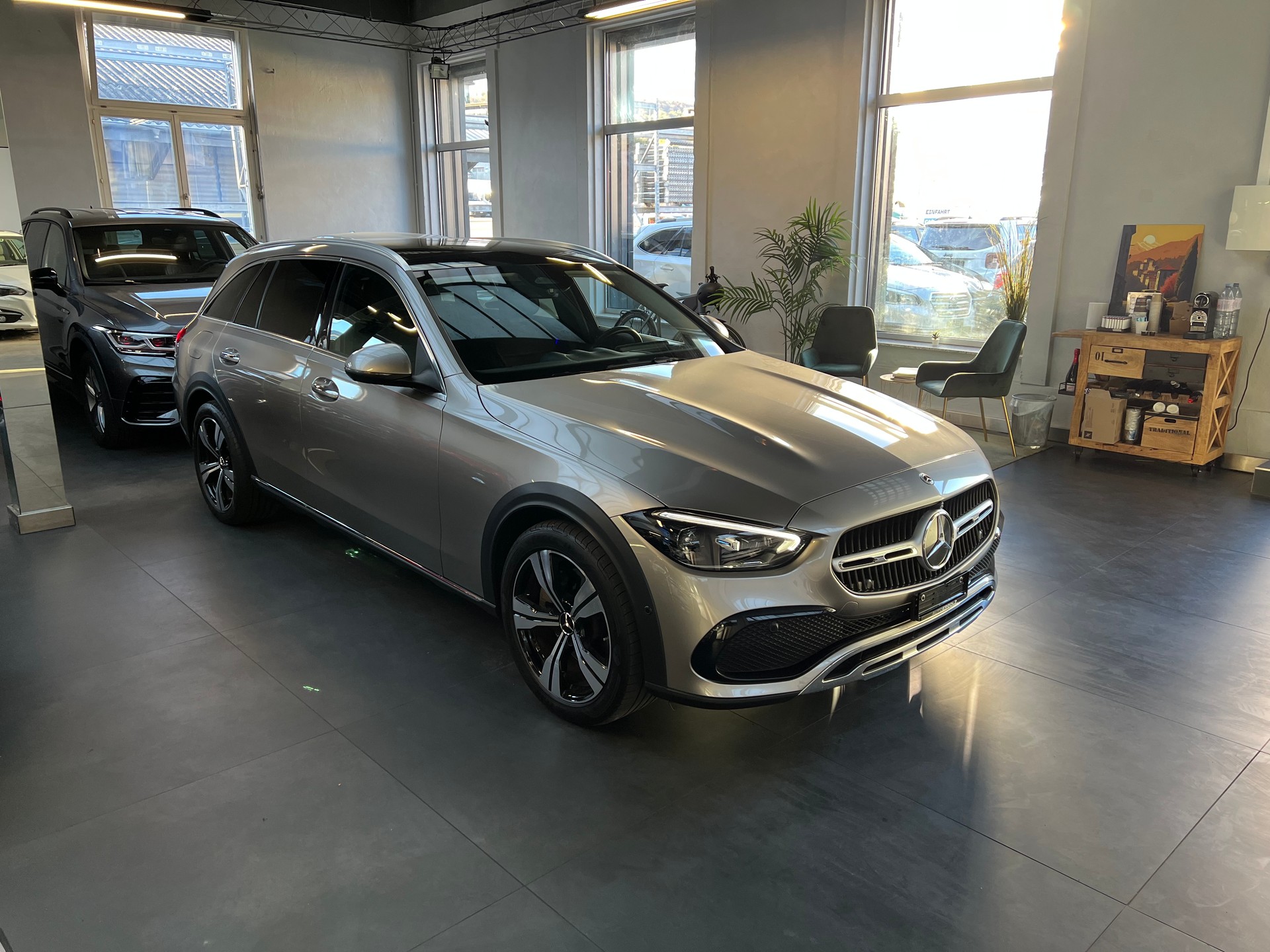 MERCEDES-BENZ C 200 T 4Matic All-Terain Avantgarde-image-2