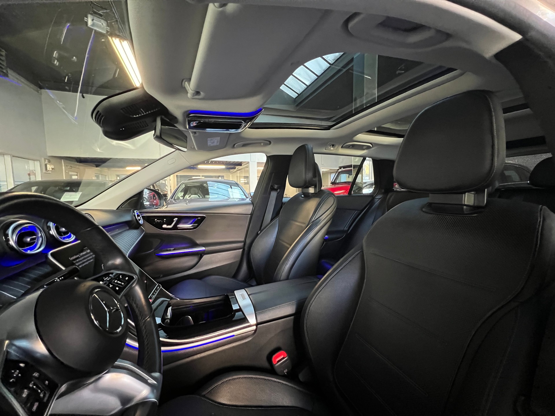 MERCEDES-BENZ C 200 T 4Matic All-Terain Avantgarde-image-10