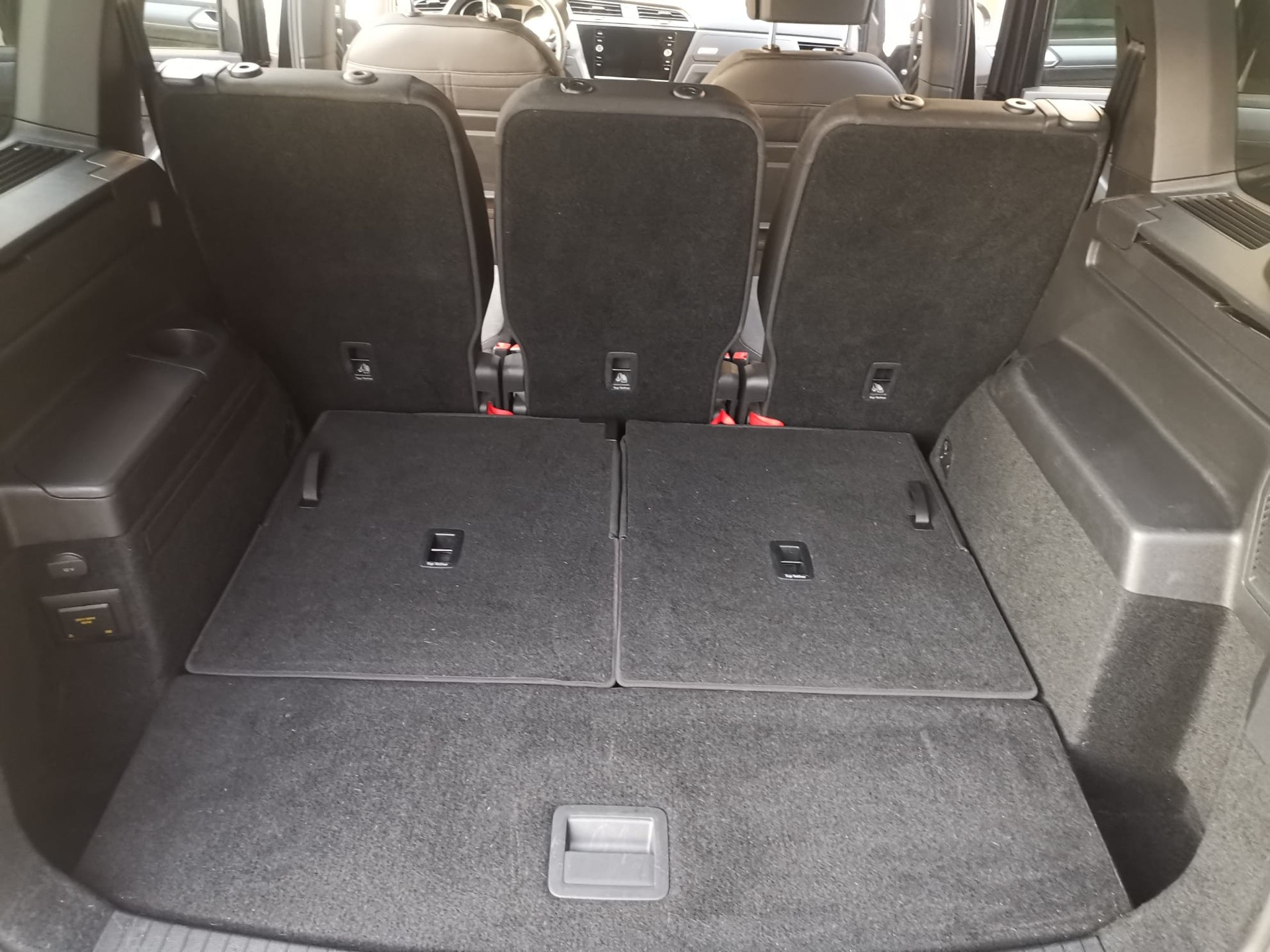 VW Touran 1.5 TSI EVO Highline DSG R-line ** 7-Sitzer ** Ab MFK & Service ** Top-Ausstattung **-image-8