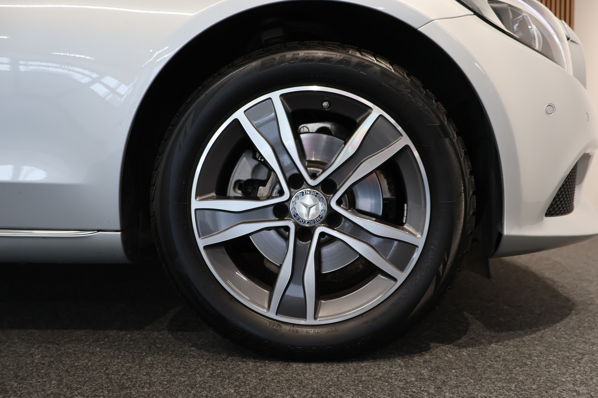 MERCEDES-BENZ C 200 Avantgarde 4Matic 7G-Tronic-image-29