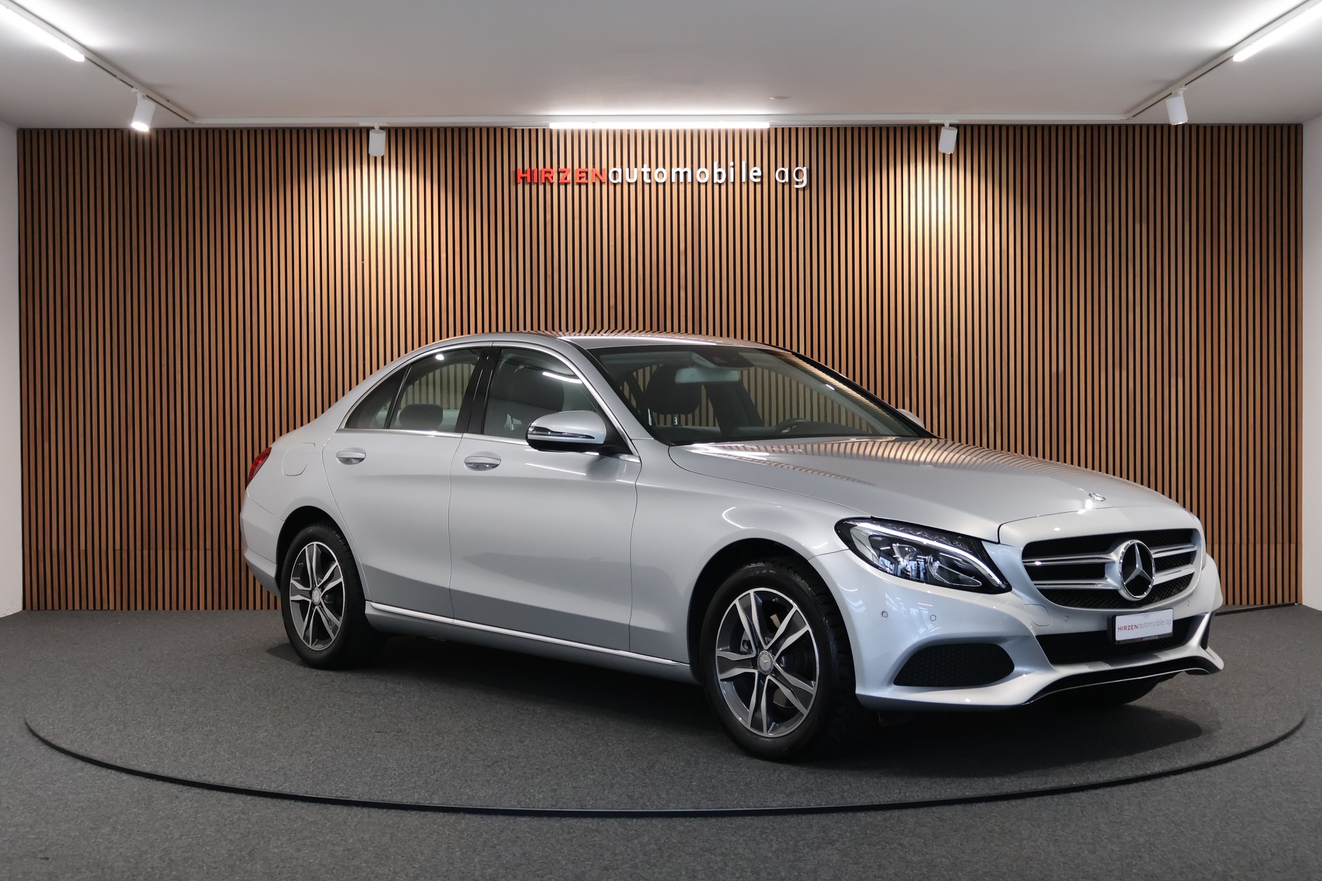 MERCEDES-BENZ C 200 Avantgarde 4Matic 7G-Tronic-image-6
