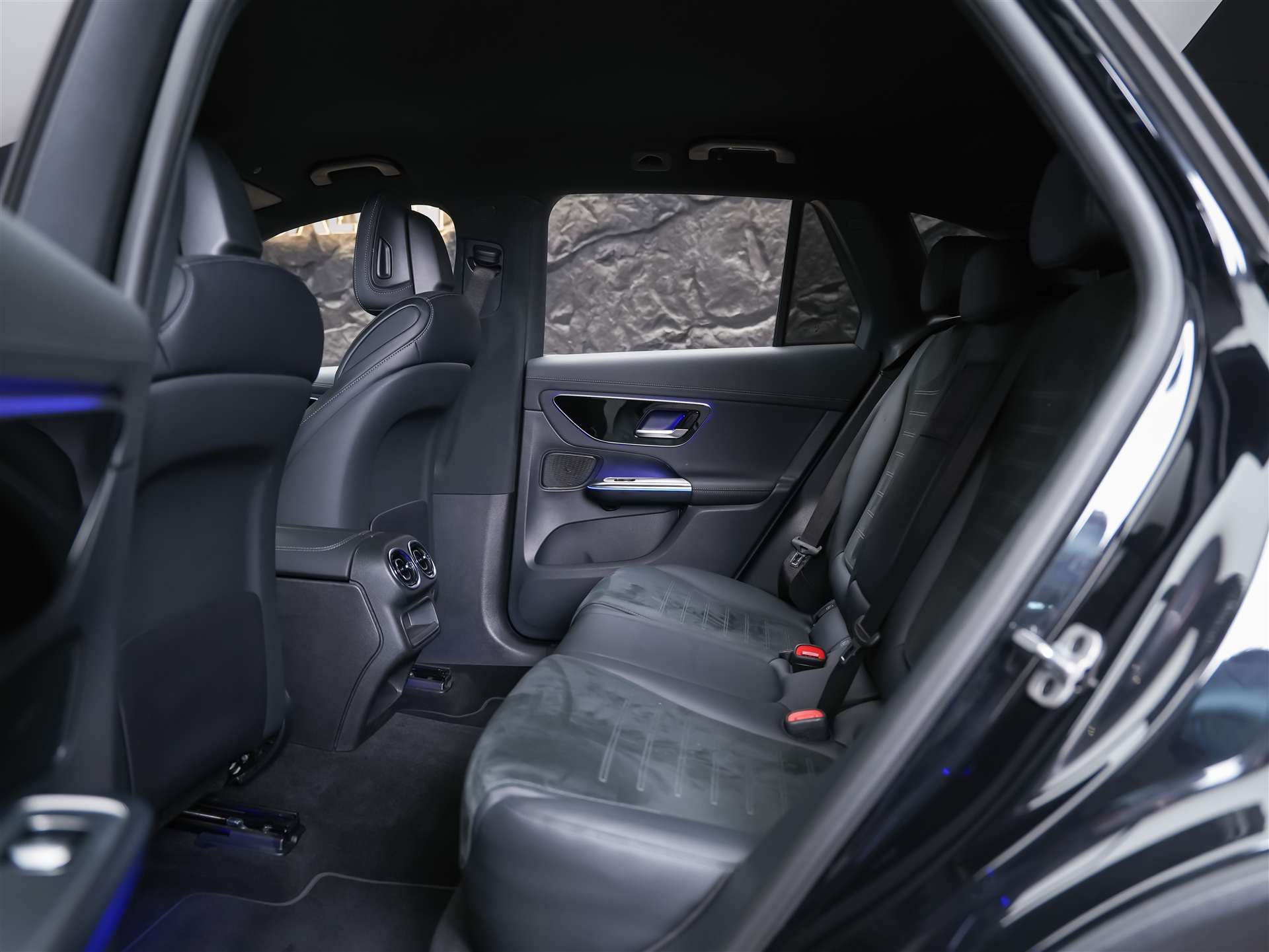 MERCEDES-BENZ GLC 300 4Matic AMG Line 9G-Tronic *Fahrerassistenz*Lenkradheizung*-image-12