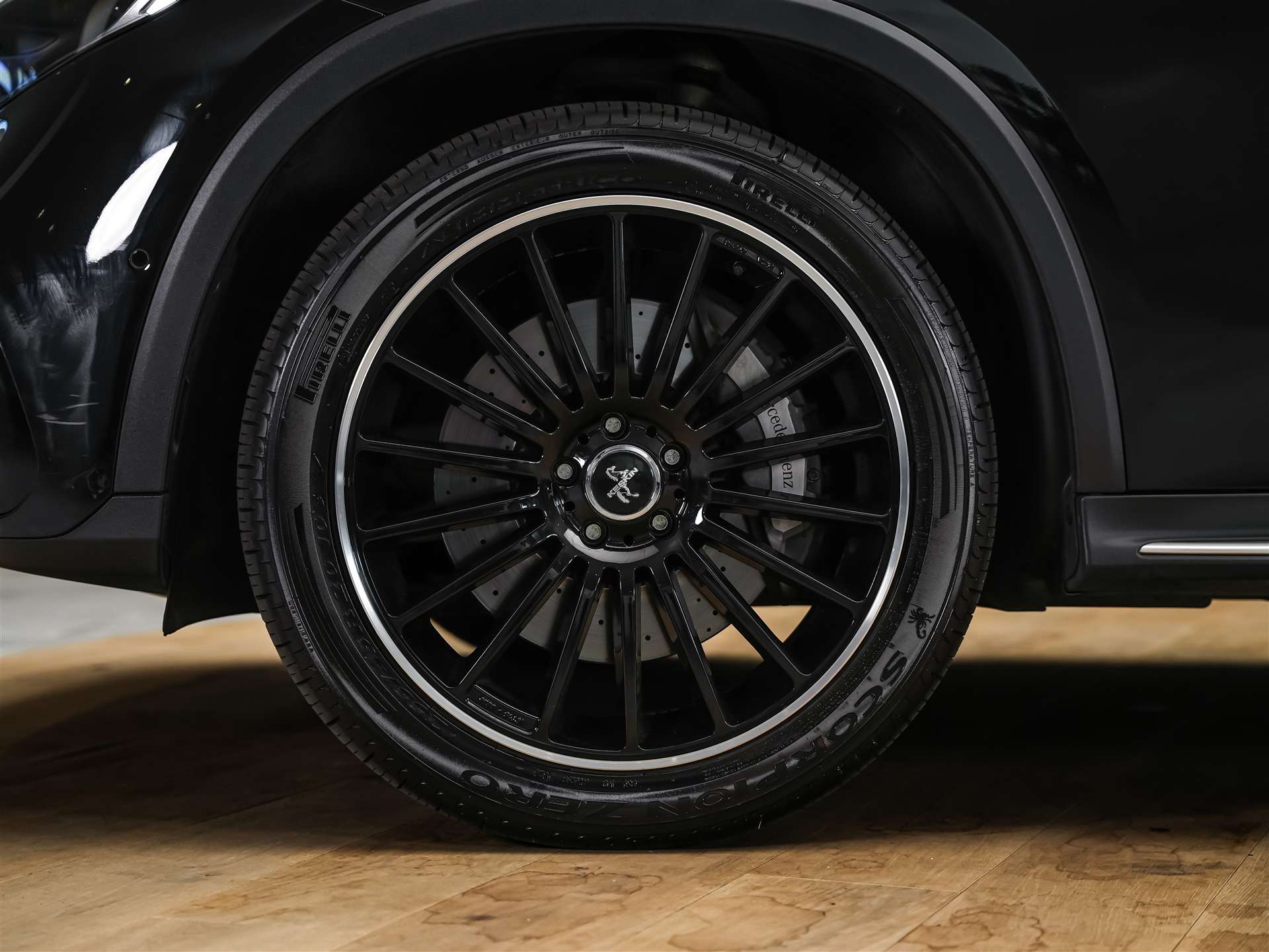 MERCEDES-BENZ GLC 300 4Matic AMG Line 9G-Tronic *Fahrerassistenz*Lenkradheizung*-image-16