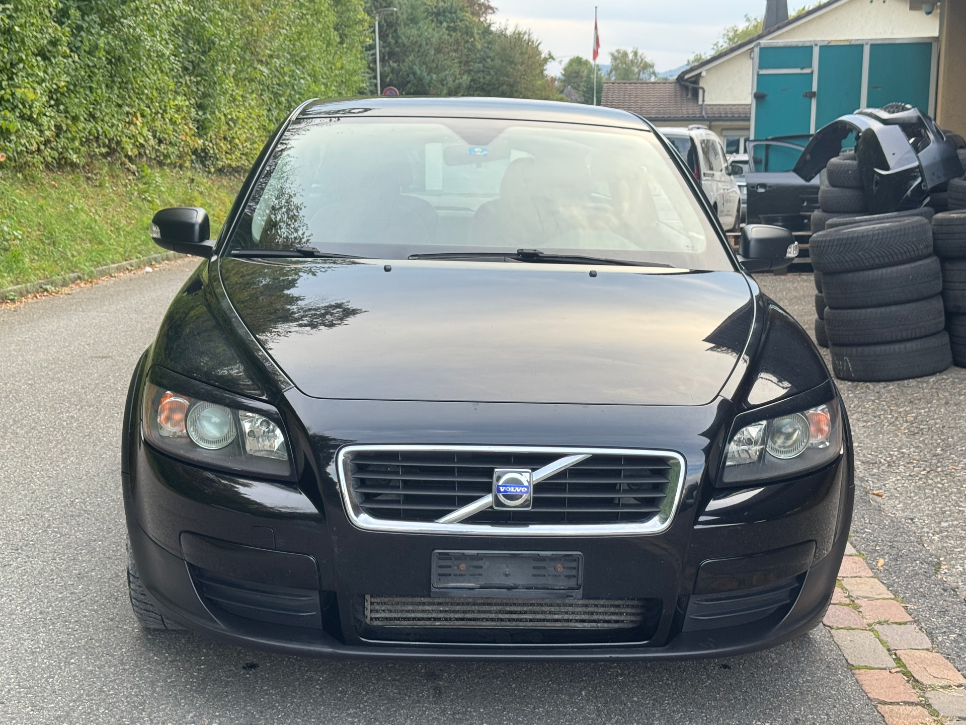 VOLVO C30 2.0D Summum Powershift-image-2