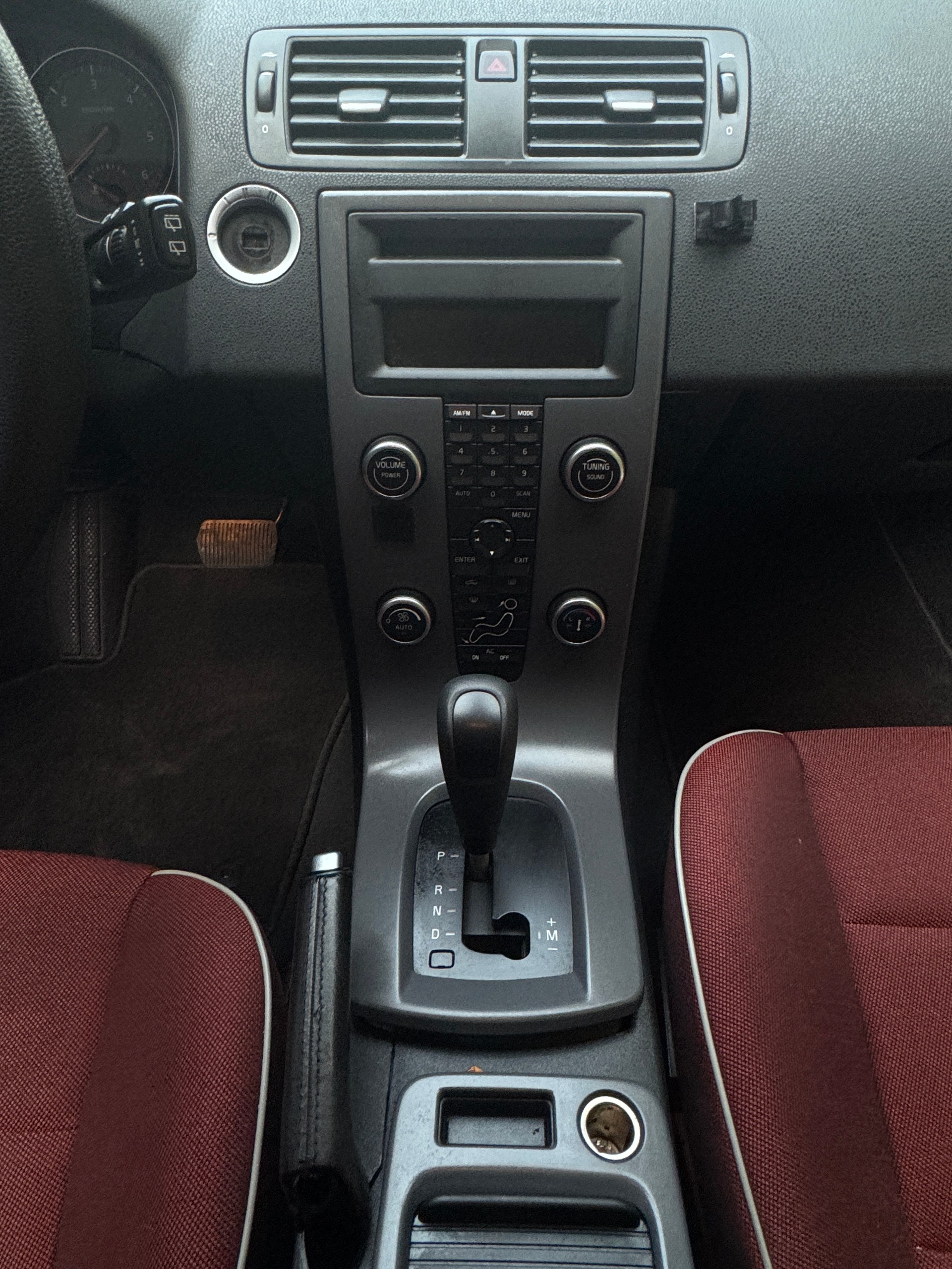 VOLVO C30 2.0D Summum Powershift-image-12