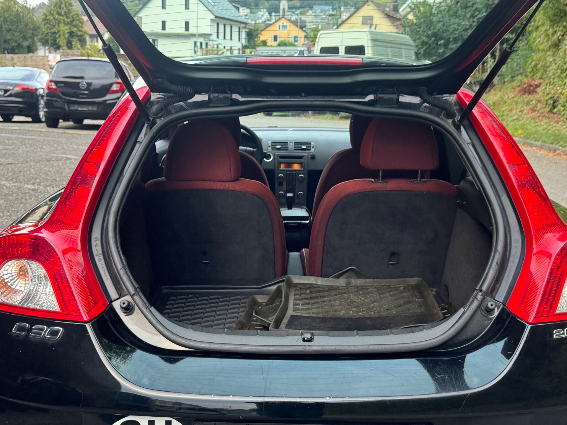 VOLVO C30 2.0D Summum Powershift-image-6