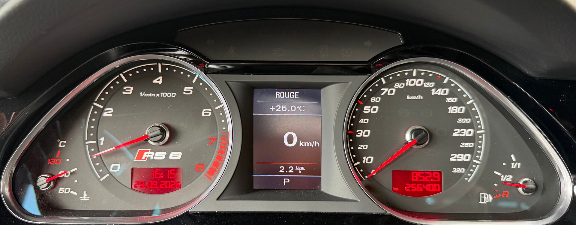 AUDI RS6 Limousine 5.0 TFSI V10 quattro tiptronic-image-6