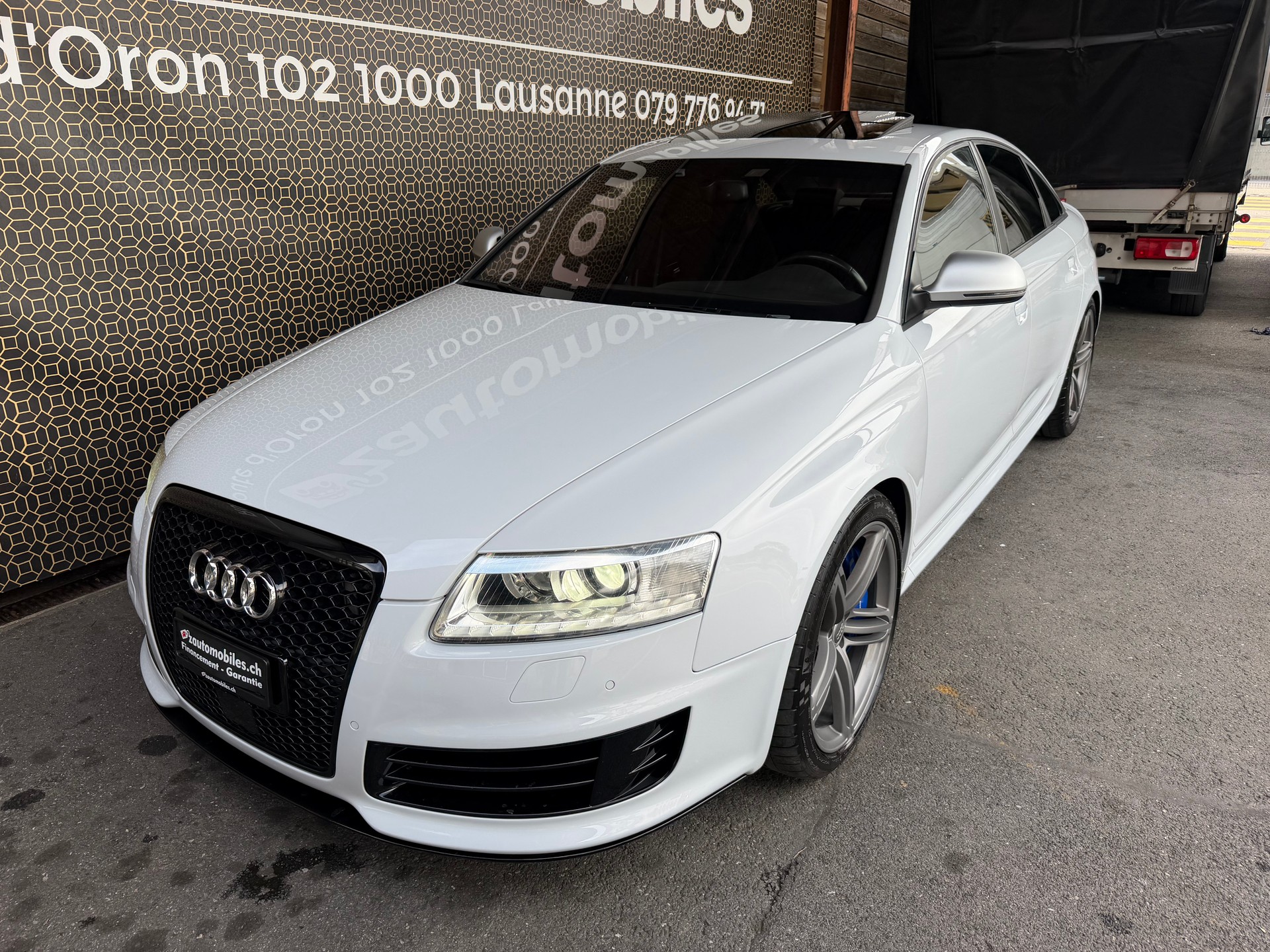 AUDI RS6 Limousine 5.0 TFSI V10 quattro tiptronic-image-1