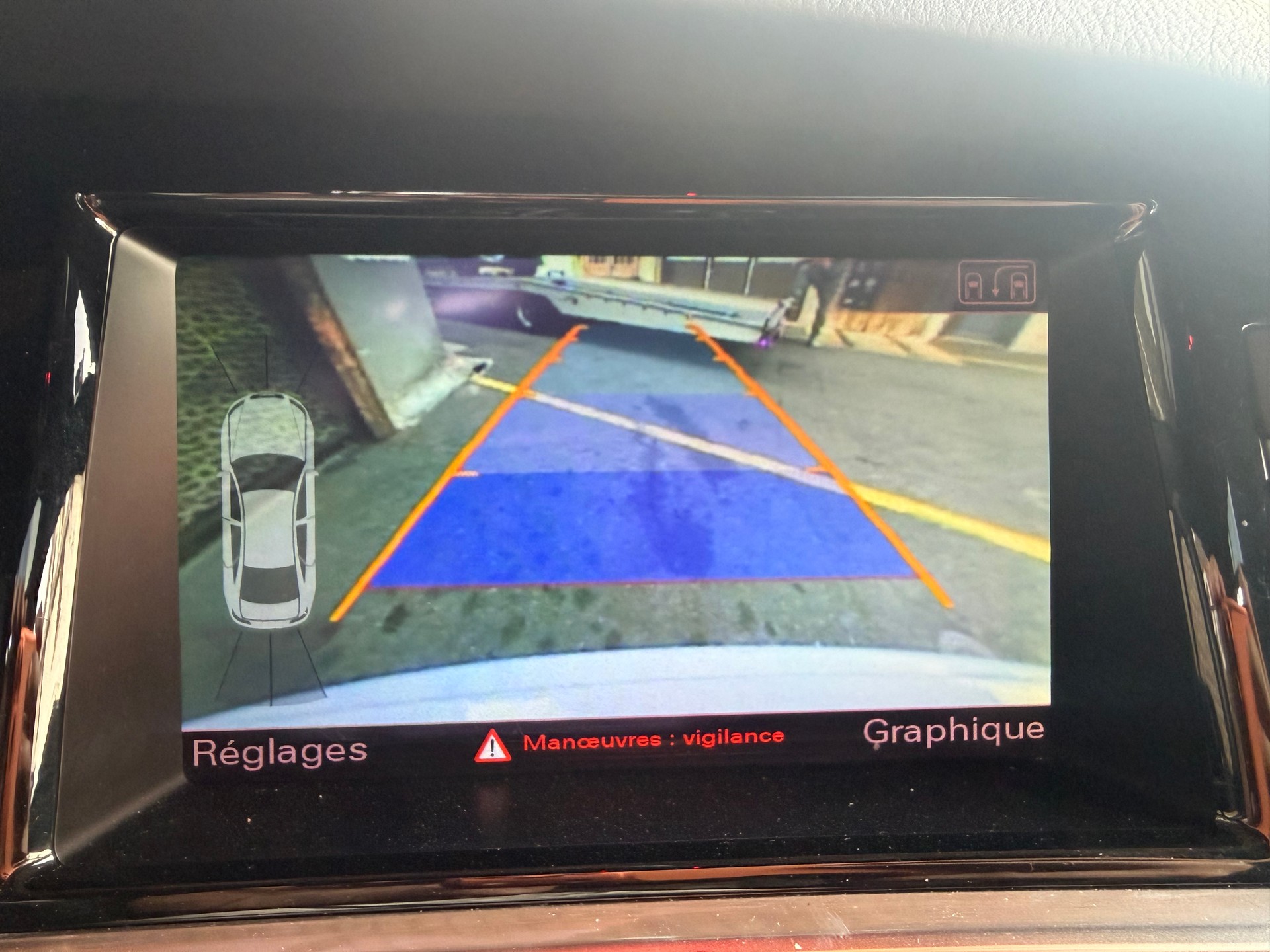 AUDI RS6 Limousine 5.0 TFSI V10 quattro tiptronic-image-4